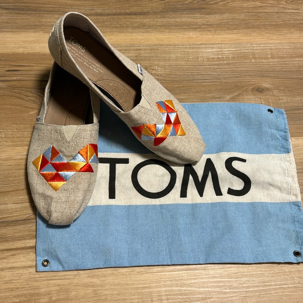 TOMS Women’s Alpargata Canvas Embroidered Shoes - 8.5
